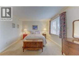 298 ROXTON Drive - 18