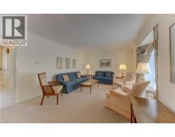 298 ROXTON Drive - 4