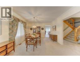 298 ROXTON Drive - 6
