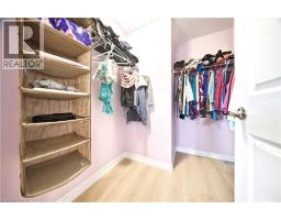 166 DEERPATH Drive UnitNo. 32 - 17