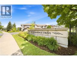441 STONEHENGE Drive UnitNo. 32 - 9