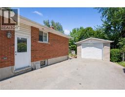 95 MOUNTFORD Drive - 11