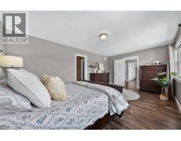 72 SWIFT Crescent - 26