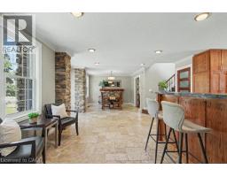 17 ATHLONE Road - 8