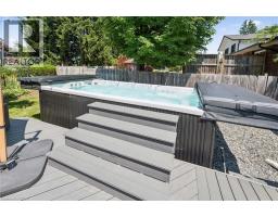 56 THORNRIDGE Crescent - 35