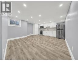 39 BAINTREE Way - 18