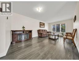 39 BAINTREE Way - 36