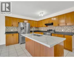 39 BAINTREE Way - 41