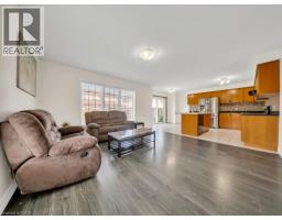 39 BAINTREE Way - 42