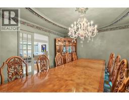 15 PEPPERTREE Crescent - 23