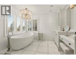 15 PEPPERTREE Crescent - 27