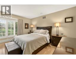 15 PEPPERTREE Crescent - 34