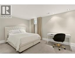 15 PEPPERTREE Crescent - 41