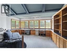 1046 BOOK Road W - 16
