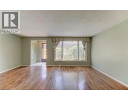 150 KINGSWOOD Drive UnitNo. B - 17