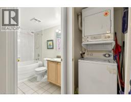 2565 ERIN CENTRE Boulevard UnitNo. 402 - 14