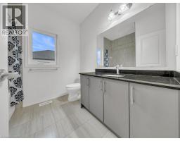 138 SAUNDERS Street - 17