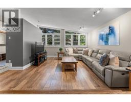9 STELLA Street - 12