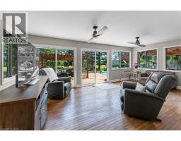 9 STELLA Street - 16