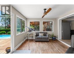 9 STELLA Street - 17