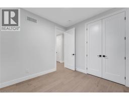 100 CLAYTON Street - 7