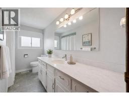 17 GLENDA Court - 11