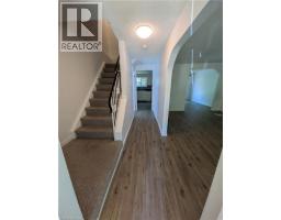 435A MIDWOOD Crescent - 6