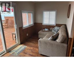 6 LAKESIDE Drive - 21
