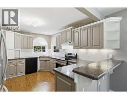 13 BURLWOOD Drive - 26
