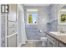 13 BURLWOOD Drive - 33