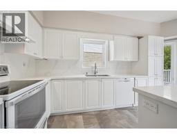 426 HIDDEN CREEK Drive - 16