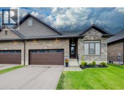 15 MATHESON Crescent - 1