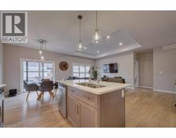 15 MATHESON Crescent - 20