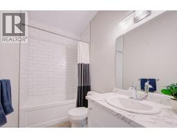 15 MATHESON Crescent - 8