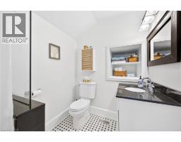 46 BAY Street - 28
