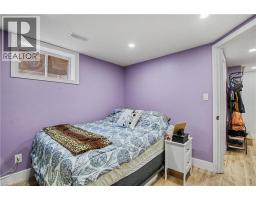 39 HENRY Street - 25