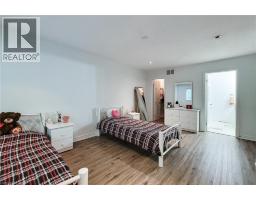 171 HIGHBURY Drive UnitNo. 13 - 40