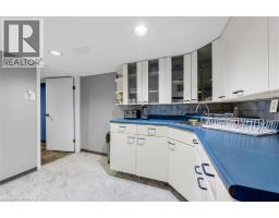 121 EDGEMONT Street N - 34