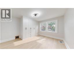 59 LONGWOOD Road N - 11