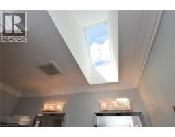 71 NAOMI Court - 32