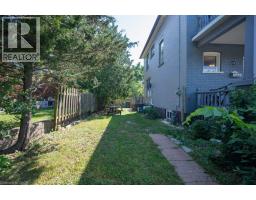 1798 KING Street E - 37