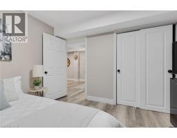 913 COPPER LEAF Crescent - 45