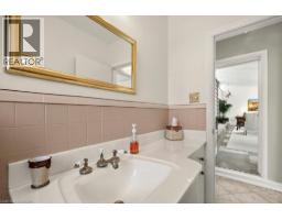 9 GRANT Boulevard UnitNo. 602 - 18