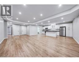 602 COCHRANE Road - 33
