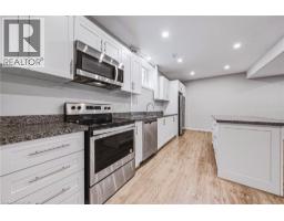 602 COCHRANE Road - 35