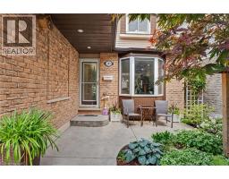 103 GLENASHTON Drive - 3