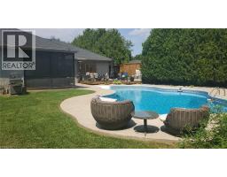 2 IRONGATE Drive - 3