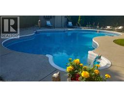 2 IRONGATE Drive - 4