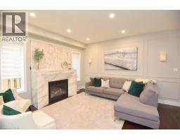 74 LAMPMAN Drive - 10