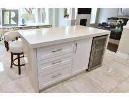 74 LAMPMAN Drive - 13